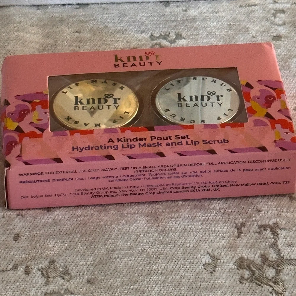 KNDR Beauty Lip Mask and Scrub Set